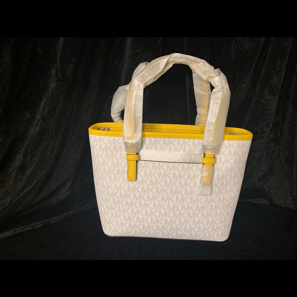 Small zippered tote - Picture 2 of 5